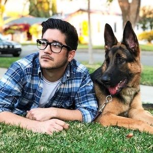 Meet your Posher, Todd